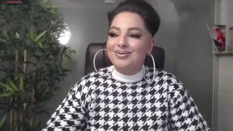         online show from February 13, 2025, 8:03 pm