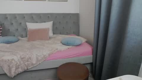         online show from May 26, 2026, 4:36 pm