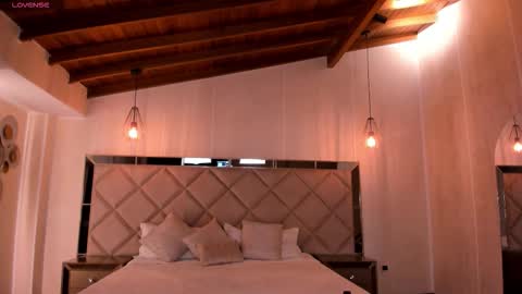 Alisson online show from September 28, 2025, 10:31 am