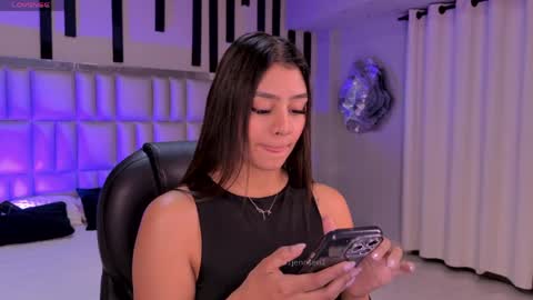Snapshot of allyjensen chatting on May 17, 2026, 10:33 am Alisson online show from May 17, 2026, 10:33 am