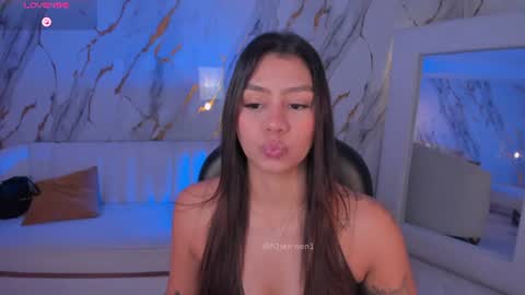 Snapshot of allyjensen chatting on July 21, 2026, 10:39 am Alisson online show from July 21, 2026, 10:39 am