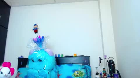 Allyson collins online show from September 16, 2025, 4:02 am