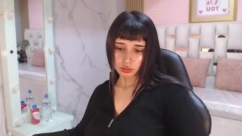 Snapshot of allyssa_bellini_s chatting on September 22, 2025, 8:22 pm Allysa online show from September 22, 2025, 8:22 pm