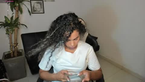 allyssann online show from April 25, 2026, 2:25 am