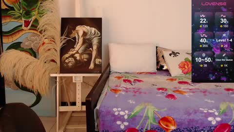 alma_art_ online show from December 22, 2024, 12:39 am