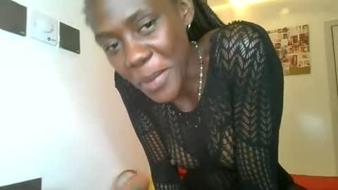 Snapshot of alma_feliz chatting on June 22, 2026, 10:40 pm alma online show from June 22, 2026, 10:40 pm