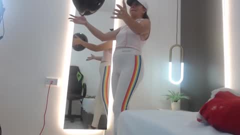 Snapshot of alma_fenix chatting on January 21, 2025, 3:21 pm ALMA FENIX online show from January 21, 2025, 3:21 pm