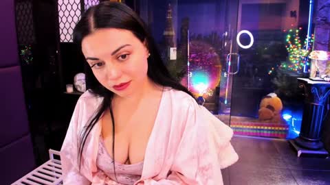 Snapshot of alma_pearl chatting on January 28, 2025, 10:45 am Alma online show from January 28, 2025, 10:45 am