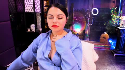 Snapshot of alma_pearl chatting on February 2, 2025, 1:30 pm Alma online show from February 2, 2025, 1:30 pm