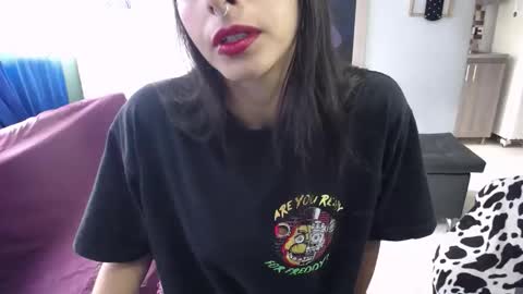 Arhantxa online show from April 29, 2026, 5:17 pm