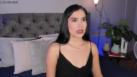 Snapshot of almablaze chatting on May 15, 2026, 2:46 pm Mia online show from May 15, 2026, 2:46 pm