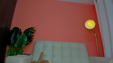 Alma Castillo online show from December 15, 2024, 1:57 am