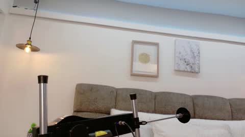 alma online show from August 3, 2026, 1:05 pm