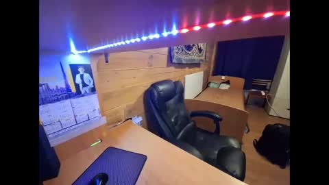 Snapshot of almirsex chatting on November 2, 2025, 4:42 pm almirsex online show from November 2, 2025, 4:42 pm