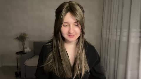 Anna online show from April 27, 2026, 8:51 pm