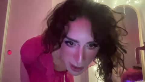 Snapshot of aloexvera chatting on February 15, 2025, 6:12 am aloexvera online show from February 15, 2025, 6:12 am