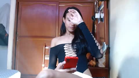 Snapshot of alogenotwink chatting on February 9, 2025, 2:18 pm STEPHAN online show from February 9, 2025, 2:18 pm