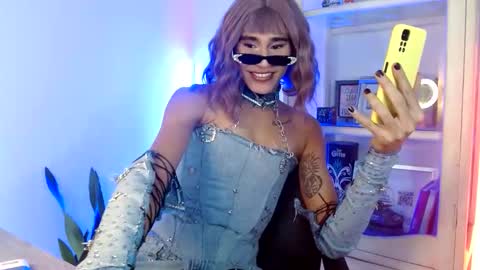 Snapshot of alogenotwink chatting on September 19, 2025, 9:48 pm STEPHAN online show from September 19, 2025, 9:48 pm