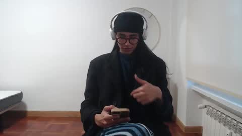 Snapshot of alogenotwink chatting on March 30, 2026, 6:09 pm STEPHAN online show from March 30, 2026, 6:09 pm