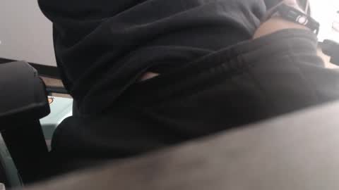 simplyfaded online show from September 28, 2025, 11:32 pm