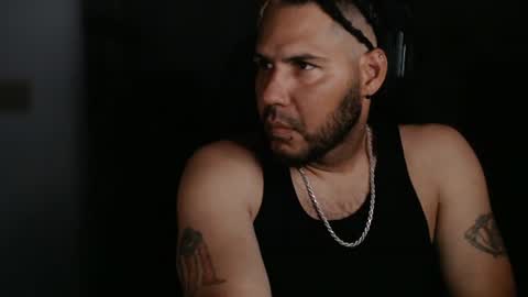 Snapshot of aloha_king chatting on July 4, 2026, 11:05 am simplyfaded online show from July 4, 2026, 11:05 am