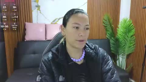 alonddra_tay online show from June 28, 2026, 11:49 am
