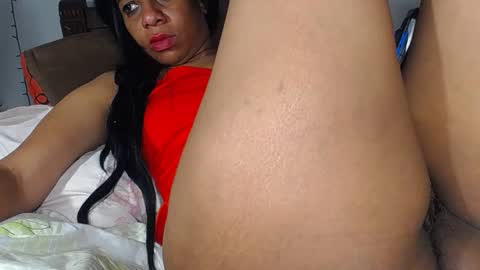 Snapshot of alondra_groot_ chatting on January 19, 2025, 6:53 am alondra online show from January 19, 2025, 6:53 am