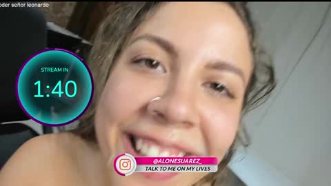 Snapshot of alondra_on_fire chatting on October 17, 2025, 4:09 pm Alondra Suarez online show from October 17, 2025, 4:09 pm