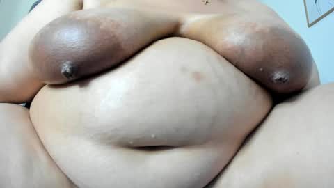 Snapshot of alondra_zaens chatting on June 5, 2026, 6:52 am Alondra online show from June 5, 2026, 6:52 am