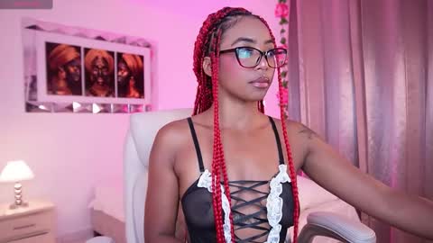 Snapshot of alondrraparrow chatting on January 28, 2025, 8:58 pm Alondra online show from January 28, 2025, 8:58 pm