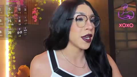 Hazel Bowie online show from June 18, 2026, 10:36 pm