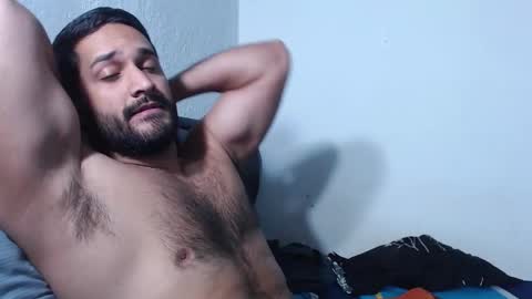 Snapshot of alonxoo chatting on February 6, 2026, 11:19 pm alonxoo online show from February 6, 2026, 11:19 pm