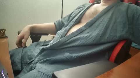 Snapshot of alonzomanly chatting on November 18, 2025, 5:12 am alonzomanly online show from November 18, 2025, 5:12 am