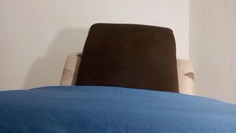 Snapshot of alotofcream chatting on December 17, 2024, 3:50 am alotofcream4u online show from December 17, 2024, 3:50 am