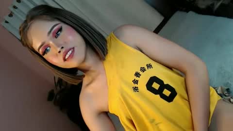 Snapshot of alove_too_last chatting on March 7, 2025, 5:49 pm LEXY online show from March 7, 2025, 5:49 pm