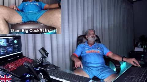 alpha_boss_uk online show from March 16, 2026, 2:32 pm