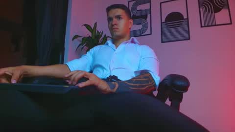 alpha_dominus_ online show from May 20, 2026, 5:02 am