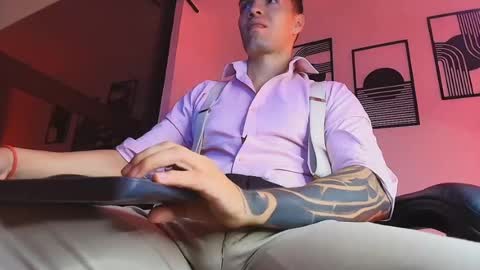 alpha_dominus_ online show from June 30, 2026, 3:40 am