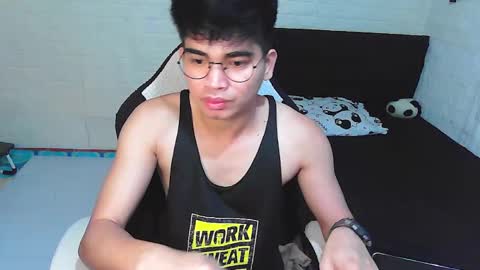 Snapshot of alpha_rider chatting on October 22, 2025, 3:29 am Angelo online show from October 22, 2025, 3:29 am