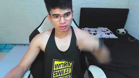 Snapshot of alpha_rider chatting on November 6, 2025, 6:03 am Angelo online show from November 6, 2025, 6:03 am