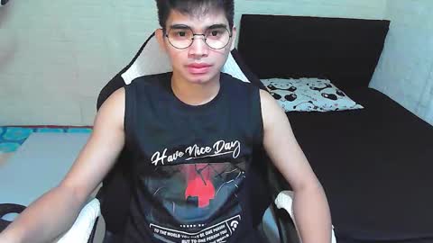 Snapshot of alpha_rider chatting on November 25, 2025, 6:24 am Angelo online show from November 25, 2025, 6:24 am