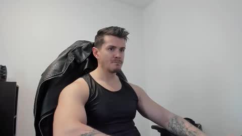 Snapshot of alphagodleatherking92 chatting on November 17, 2025, 10:54 am LeatherMaster online show from November 17, 2025, 10:54 am