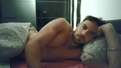 Snapshot of alphah_hunk chatting on September 12, 2025, 8:20 pm alphah_hunk online show from September 12, 2025, 8:20 pm