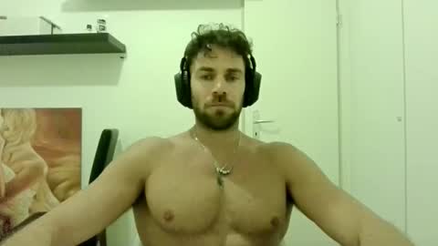 Snapshot of alphah_hunk chatting on September 20, 2025, 6:20 pm alphah_hunk online show from September 20, 2025, 6:20 pm