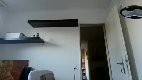 Snapshot of alphah_hunk chatting on October 16, 2025, 2:51 pm alphah_hunk online show from October 16, 2025, 2:51 pm