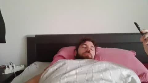 Snapshot of alphah_hunk chatting on October 29, 2025, 7:43 am alphah_hunk online show from October 29, 2025, 7:43 am