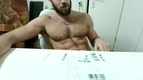 Snapshot of alphah_hunk chatting on November 4, 2025, 7:57 pm alphah_hunk online show from November 4, 2025, 7:57 pm