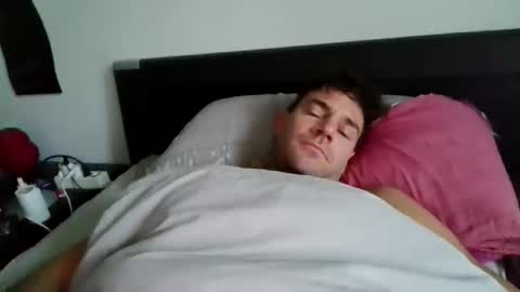 Snapshot of alphah_hunk chatting on November 9, 2025, 9:18 am alphah_hunk online show from November 9, 2025, 9:18 am