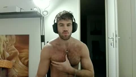Snapshot of alphah_hunk chatting on November 20, 2025, 10:09 pm alphah_hunk online show from November 20, 2025, 10:09 pm