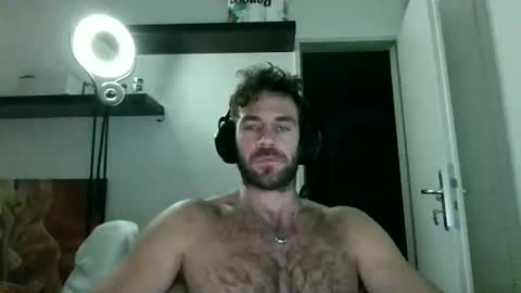 Snapshot of alphah_hunk chatting on November 30, 2025, 8:57 pm alphah_hunk online show from November 30, 2025, 8:57 pm